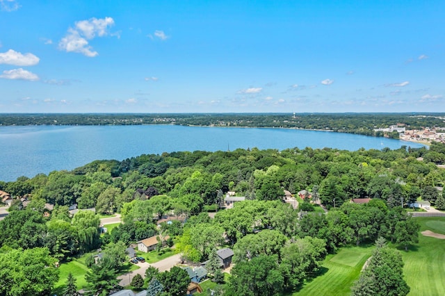 724 2nd Ave S, Buffalo, MN 55313 - aerial view of property and surrounding area featuring a large body of water