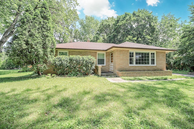 1970 Maryknoll Ave, Maplewood, MN 55109 - ranch-style house with brick siding and a front yard