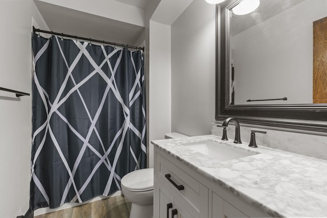 8972 Trista Ln, Saint Bonifacius, MN 55375 - full bath featuring vanity, wood finished floors, and a shower with curtain