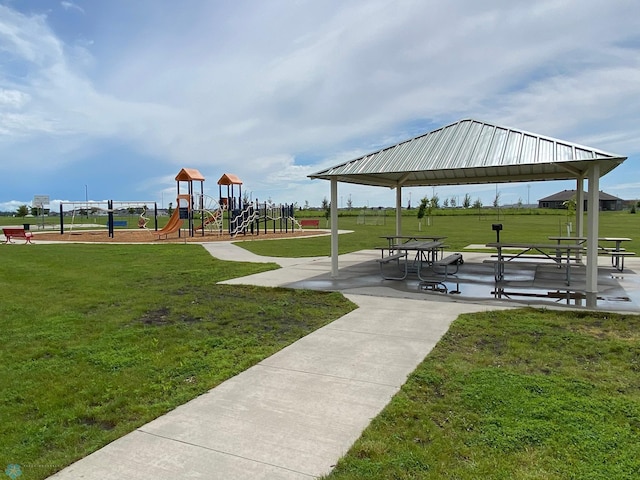 1819 67th Ave S, Fargo, ND 58104 - view of home's community featuring a gazebo and a lawn
