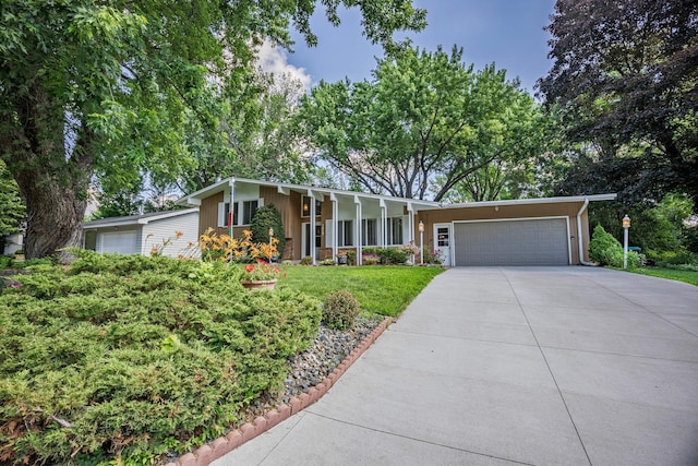 7829 Alden Way NE, Fridley, MN 55432 - photo 2