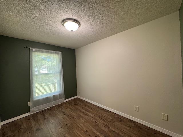313 Ravilla Ave, Staples, MN 56479 - photo 35