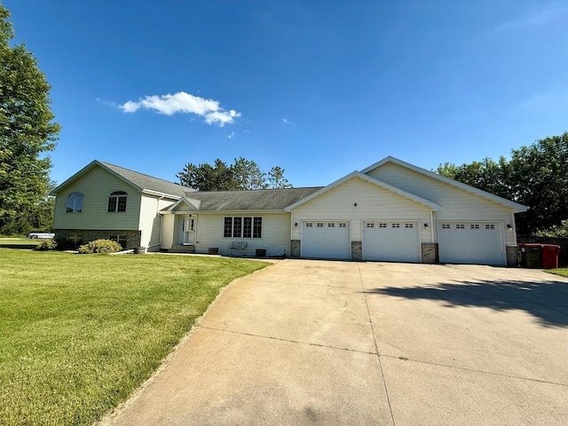 3008 Pinewood Ln NE, Alexandria, MN 56308 - photo 1
