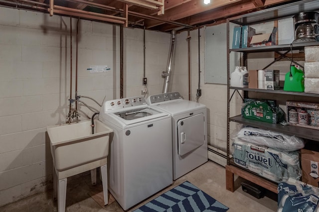 36722 Birch Dr, Jenkins Twp, MN 56474 - washroom featuring washing machine and clothes dryer