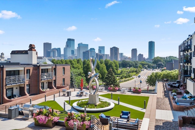 48 Groveland Ter Unit B301, Minneapolis, MN 55403 - view of home's community with a view of skyline