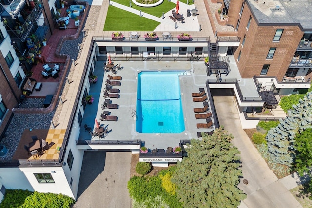 48 Groveland Ter Unit B301, Minneapolis, MN 55403 - bird's eye view of a pool
