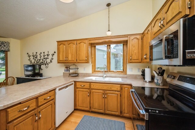 8891 Montegue Ter, Brooklyn Park, MN 55443 - photo 5