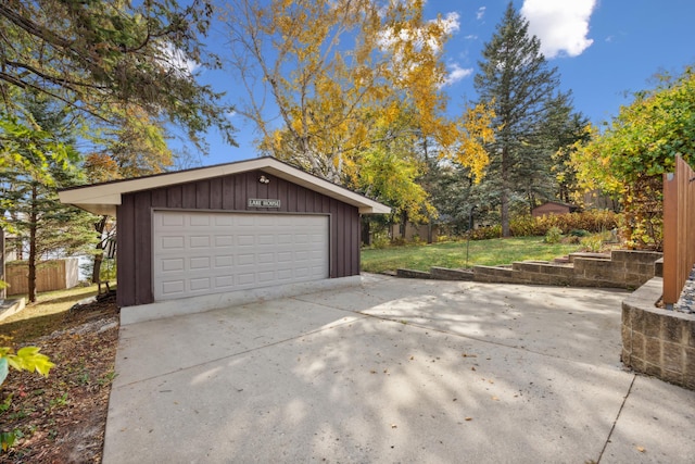 13235 80th St NW, Annandale, MN 55302 - view of detached garage