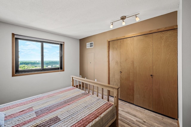400 Groveland Ave Unit 1810, Minneapolis, MN 55403 - photo 20