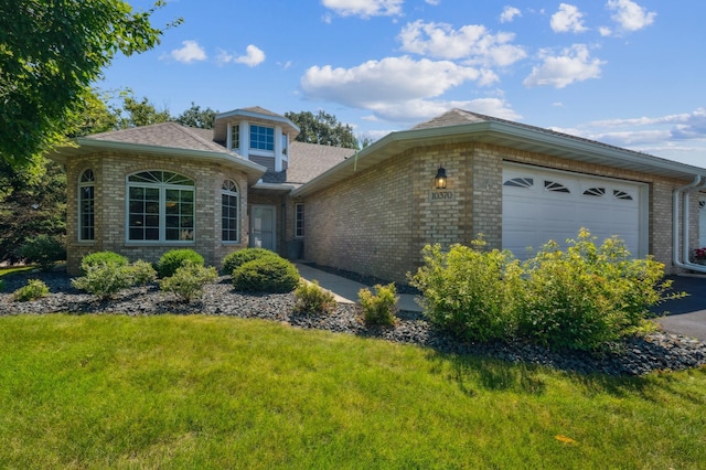 10370 Eagle Pointe Trl, Woodbury, MN 55129 - photo 1