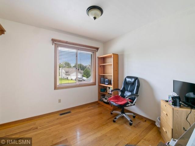 2610 Hydram Ave N, Oakdale, MN 55128 - photo 21