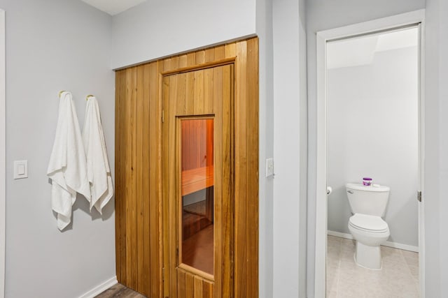 1318 Windcrest Ave, Eagan, MN 55123 - bathroom featuring toilet and baseboards
