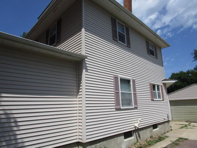 206 Central Ave, Truman, MN 56088 - photo 17