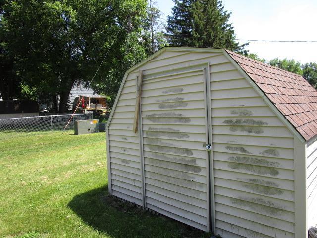 206 Central Ave, Truman, MN 56088 - photo 19