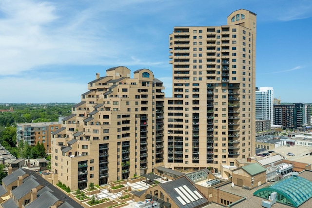 110 1st Ave NE Unit 1006, Minneapolis, MN 55413 - view of building exterior featuring a city view
