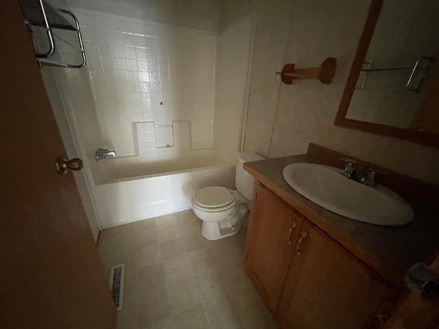 21344 County Road 11, Crosby, MN 56441 - full bathroom featuring vanity and bathtub / shower combination