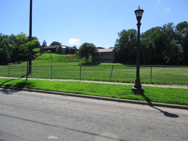 658 Bellows St, Saint Paul, MN 55107 - view of property's community