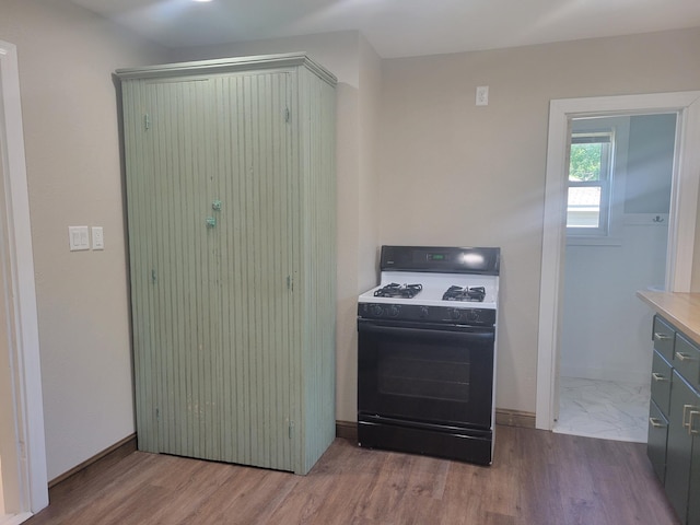 204 Conley Ave S, Thief River Falls, MN 56701 - photo 13