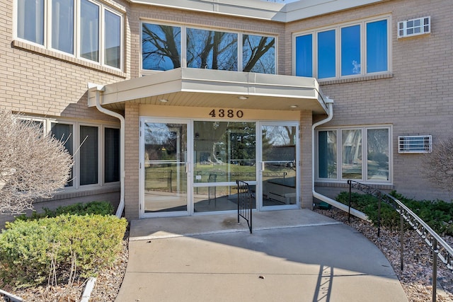 4380 Brookside Ct Unit 103, Edina, MN 55436 - entrance to property featuring brick siding