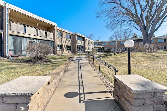 4380 Brookside Ct Unit 103, Edina, MN 55436 - view of property's community featuring a residential view and a yard