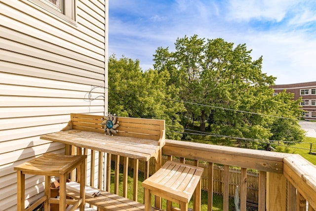 702 11th St, Duluth, MN 55805 - view of deck
