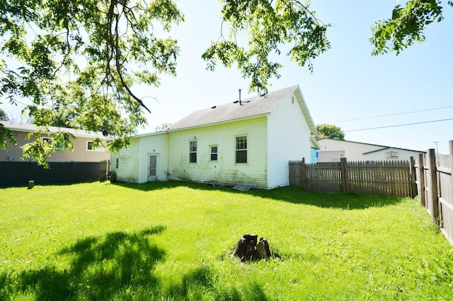 506 3rd Ave NW, Dodge Center, MN 55927 - rear view of house