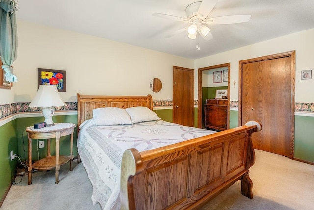 2711 Cedar Ave, Holmen, WI 54636 - carpeted bedroom with a ceiling fan