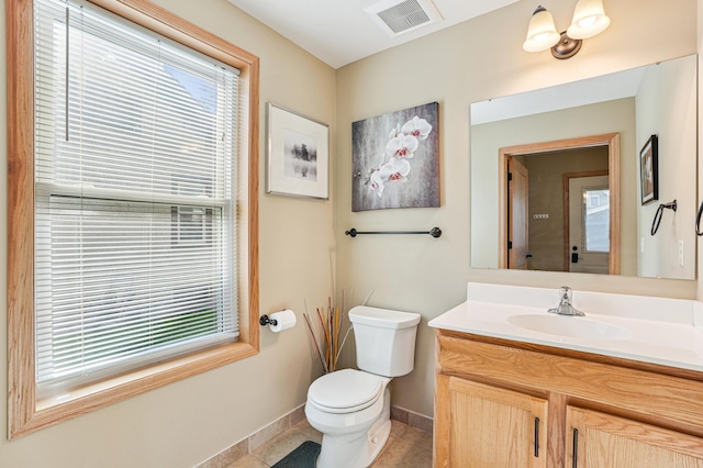 1661 Bush Ave, Saint Paul, MN 55106 - bathroom featuring vanity and tile patterned floors