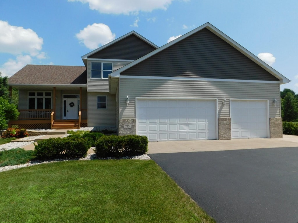 17331 Zumbrota St NE, Ham Lake, MN 55304 - photo 1