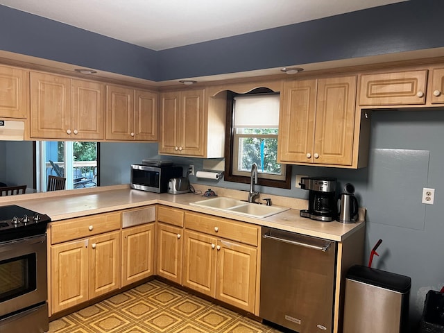4608 99th St, Bloomington, MN 55437 - photo 8