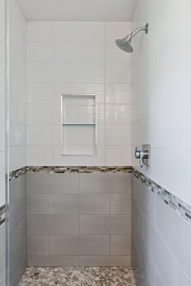 708 Riverside Dr N, North Hudson, WI 54016 - full bathroom featuring a stall shower