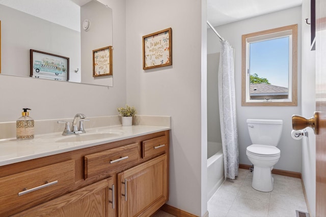 708 Riverside Dr N, North Hudson, WI 54016 - full bath featuring vanity, shower / bath combination with curtain, and tile patterned flooring