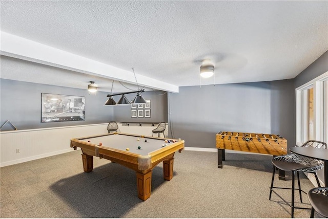 6201 Saint Croix Trl N Unit 115, Oak Park Heights, MN 55082 - game room with carpet flooring, pool table, and a textured ceiling