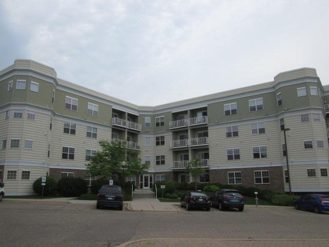 114200 Hundertmark Rd Unit 209, Chaska, MN 55318 - photo 1