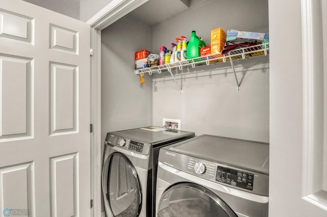 401 7th St E, Horace, ND 58047 - washroom with washer and clothes dryer