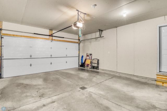 401 7th St E, Horace, ND 58047 - garage with a garage door opener