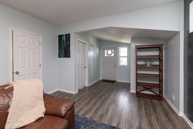700 6th St E, Saint Paul, MN 55106 - foyer with dark wood-style floors and lofted ceiling