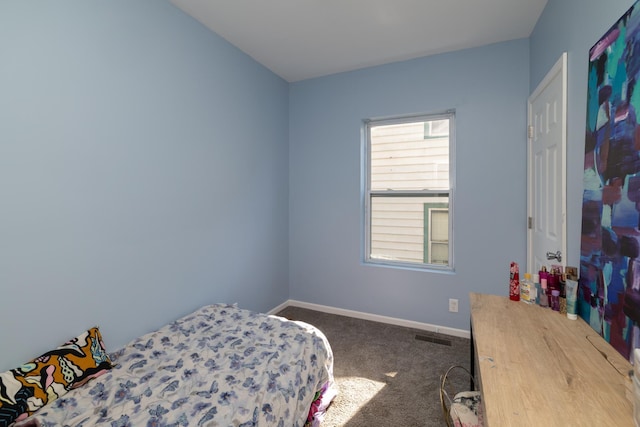 700 6th St E, Saint Paul, MN 55106 - carpeted bedroom with baseboards