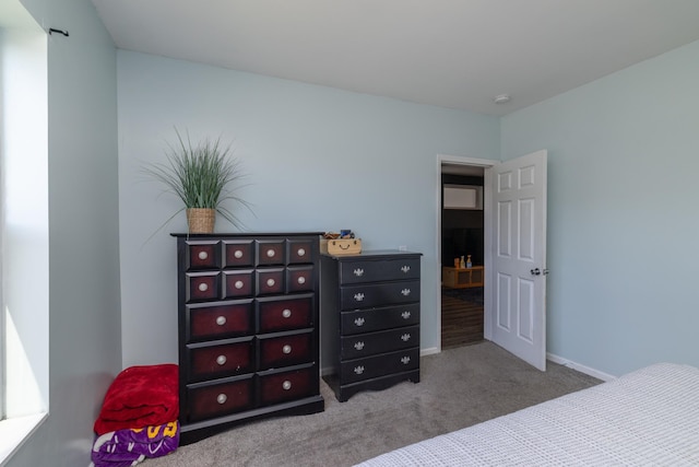 700 6th St E, Saint Paul, MN 55106 - carpeted bedroom featuring baseboards