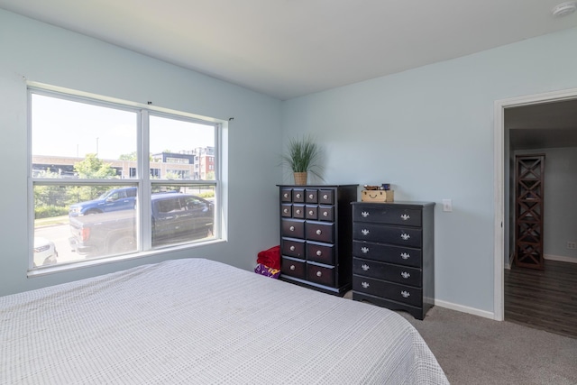 700 6th St E, Saint Paul, MN 55106 - carpeted bedroom featuring baseboards