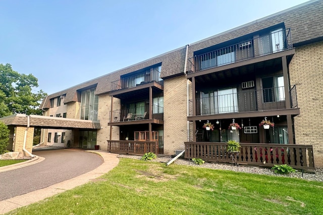 3421 Kent St Unit 607, Shoreview, MN 55126 - view of building exterior