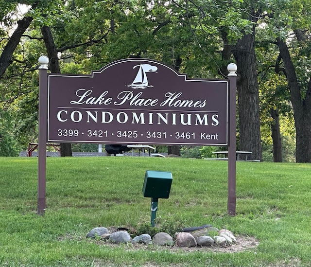3421 Kent St Unit 607, Shoreview, MN 55126 - community / neighborhood sign with a yard
