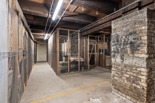 400 1st St Unit 611, Minneapolis, MN 55401 - view of unfinished basement