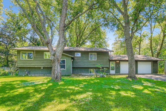 14829 50th St N, Baytown Twp, MN 55082 - view of front of house featuring a garage, driveway, and a front yard