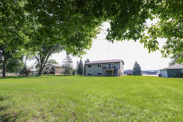 13752 Round Lake Blvd NW, Andover, MN 55304 - view of grassy yard