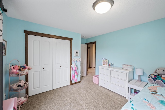 1799 158th Ln NW, Andover, MN 55304 - carpeted bedroom featuring a closet and a textured ceiling