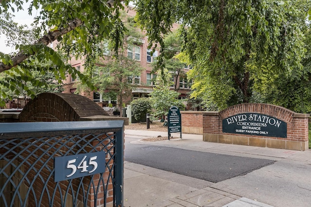 545 1st St Unit 400, Minneapolis, MN 55401 - view of community / neighborhood sign
