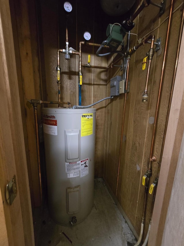 2108 74th Ave N, Brooklyn Park, MN 55444 - utilities with water heater