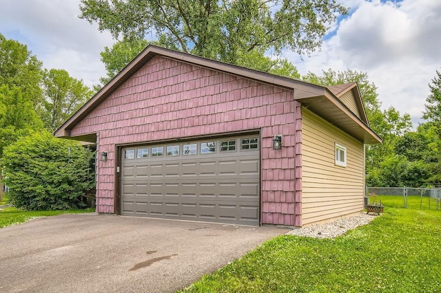 7236 Clear Rdg, Centerville, MN 55038 - view of detached garage