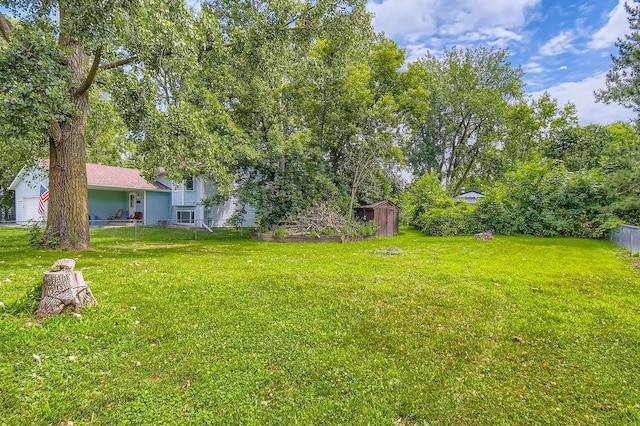 7236 Clear Rdg, Centerville, MN 55038 - view of yard featuring a storage shed
